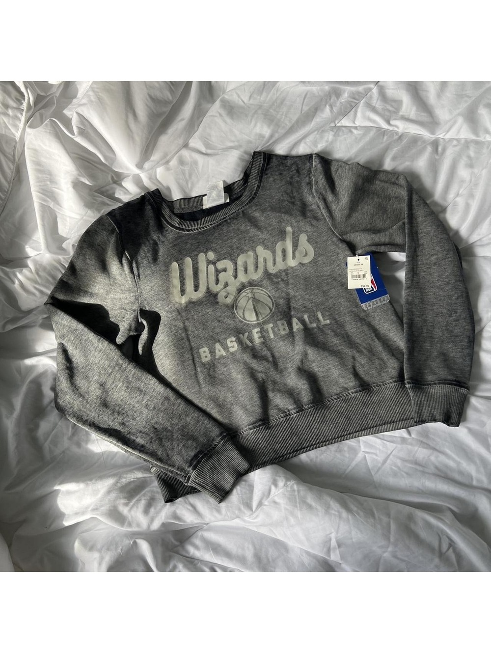 NWT Washington Wizards NBA Basket Ball Soft Cropped Grey Long Sleeve Medium